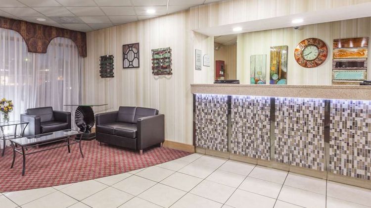 Ramada Lebanon Lobby