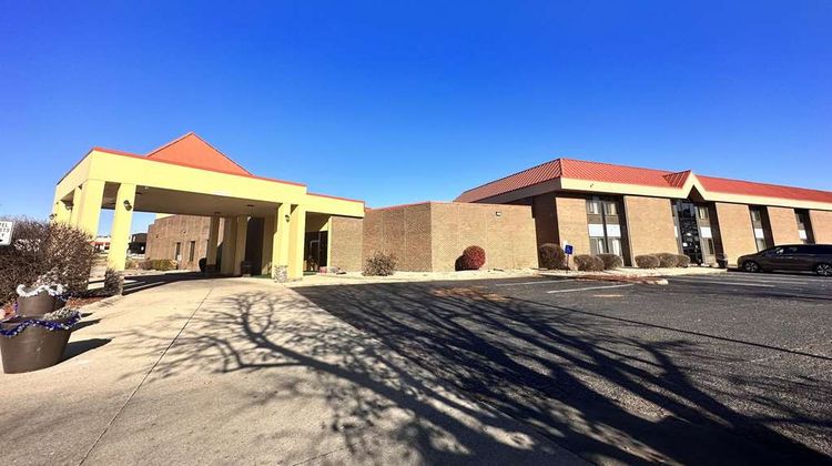 Super 8 - Harrison OH Exterior