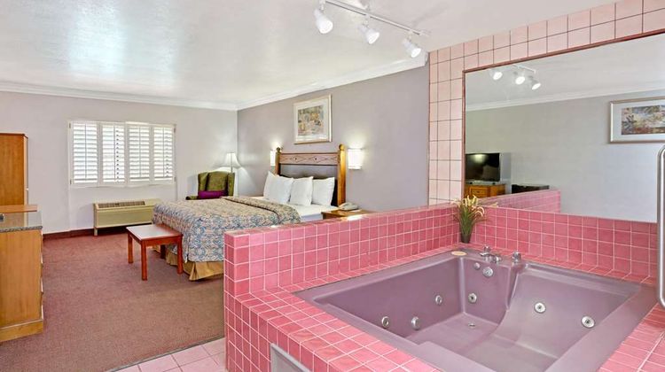 Days Inn of West Covina Suite