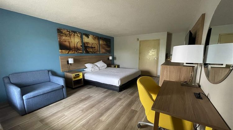 Days Inn & Suites York Room