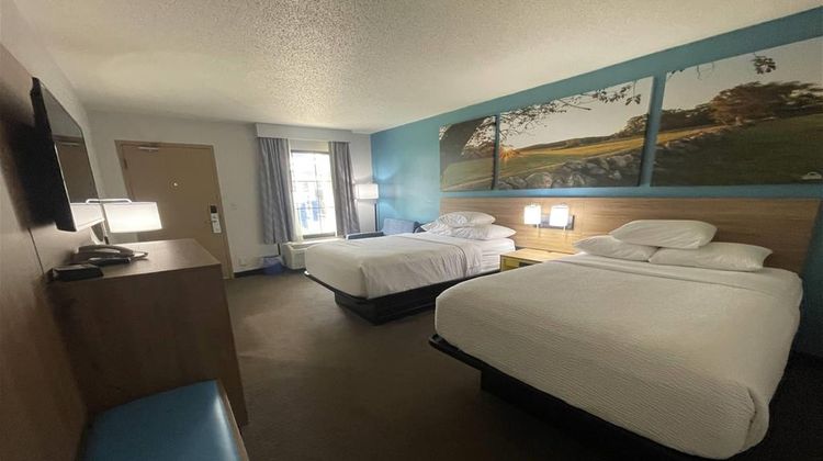 Days Inn & Suites York Room