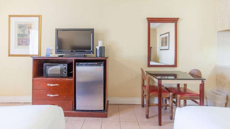 Days Inn Shenandoah Room