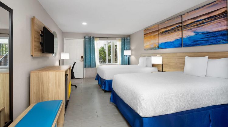 Days Inn Fort Myers Springs Resort Room