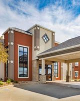 Howard Johnson Inn and Suites Oacoma