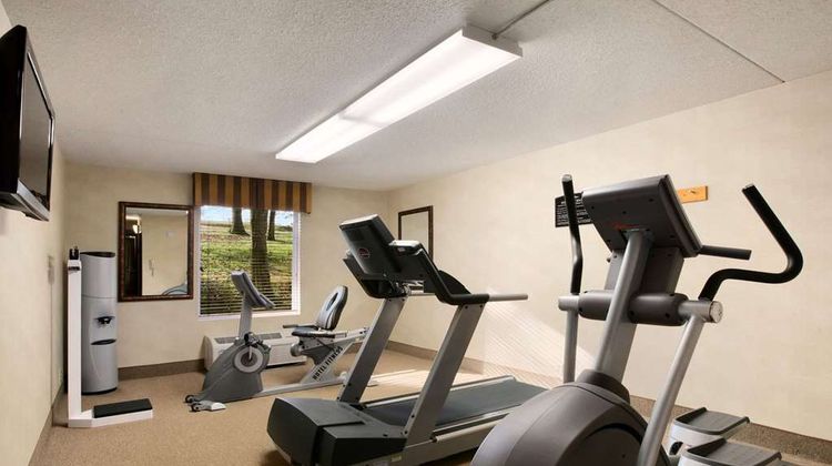 Baymont Inn & Suites Branson Recreation