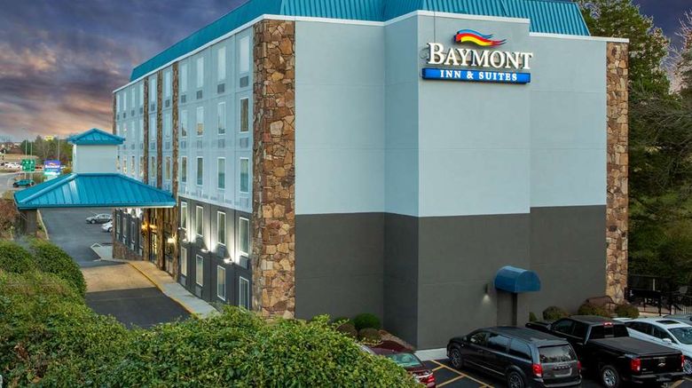 <b>Baymont Inn & Suites Branson Exterior</b>. Images powered by <a href="https://iceportal.shijigroup.com/" title="IcePortal" target="_blank">IcePortal</a>.