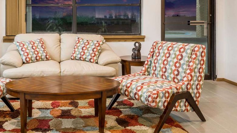 <b>Knights Inn Slaton Lobby</b>. Images powered by <a href="https://iceportal.shijigroup.com/" title="IcePortal" target="_blank">IcePortal</a>.