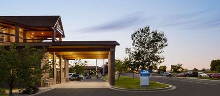 Baymont Inn & Suites Cortez Exterior
