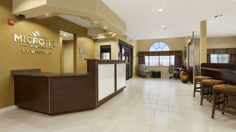 <b>Microtel Inn & Suites Round Rock Lobby</b>. Images powered by <a href="https://iceportal.shijigroup.com/" title="IcePortal" target="_blank">IcePortal</a>.