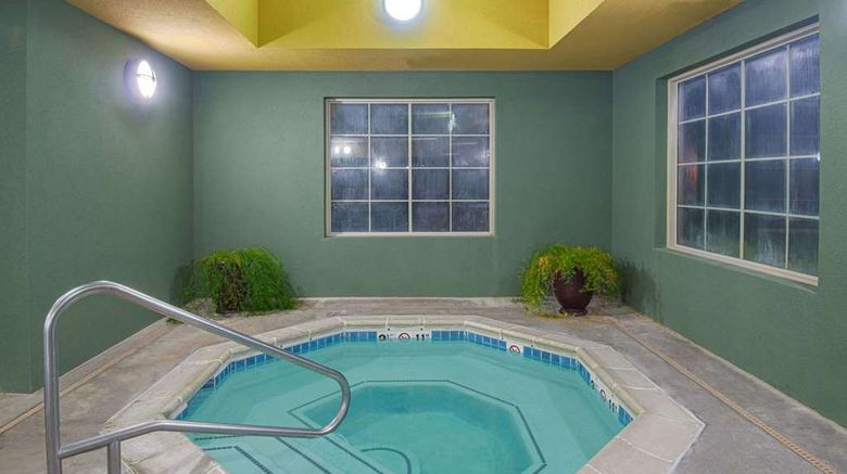 <b>Days Inn Ellis Pool</b>. Images powered by <a href="https://iceportal.shijigroup.com/" title="IcePortal" target="_blank">IcePortal</a>.