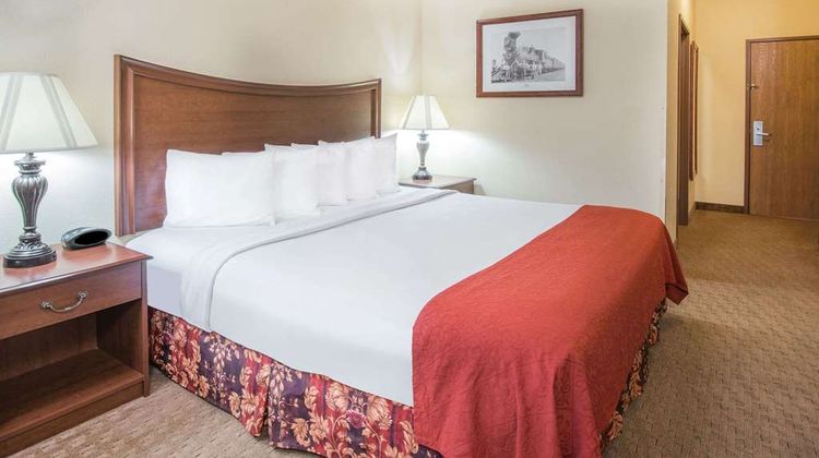 Days Inn Ellis Room