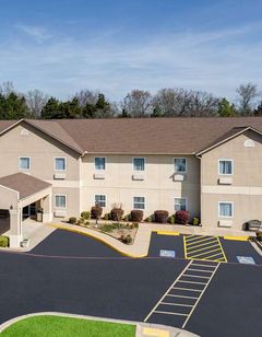 Days Inn & Suites, Cabot