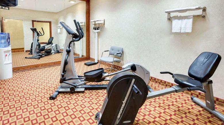 <b>Super 8 Freeport Health</b>. Images powered by <a href="https://iceportal.shijigroup.com/" title="IcePortal" target="_blank">IcePortal</a>.
