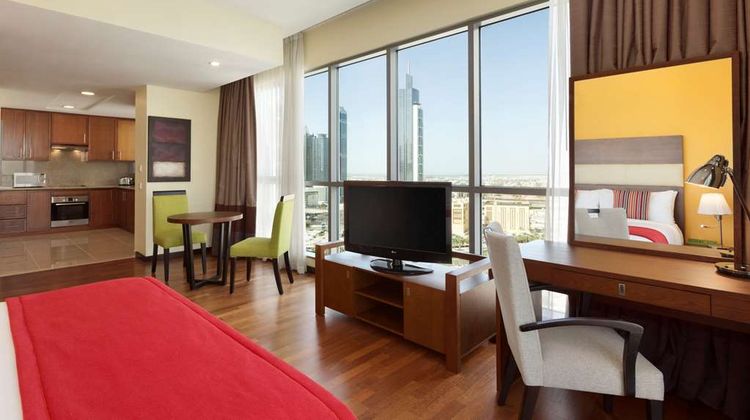 Wyndham Downtown Dubai Suite