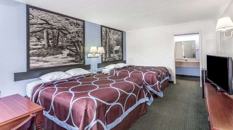 <b>Super 8 Kingston Room</b>. Images powered by <a href="https://iceportal.shijigroup.com/" title="IcePortal" target="_blank">IcePortal</a>.