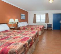 Knights Inn Arcadia Room