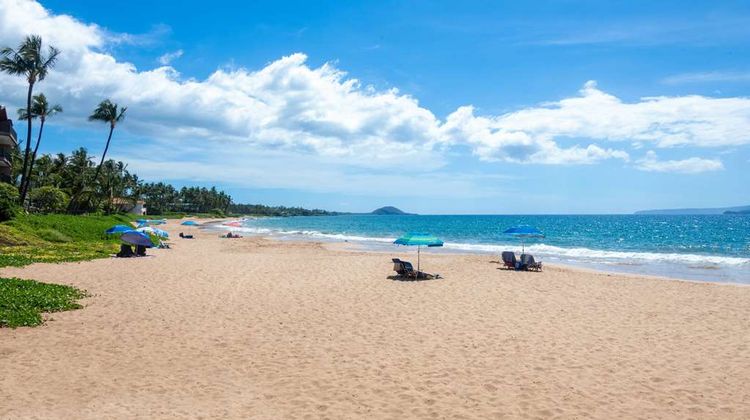 Days Inn by Wyndham Maui Oceanfront Beach