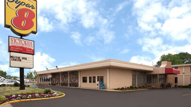 <b>Super 8 Chicago Northlake O'Hare South Exterior</b>. Images powered by <a href="https://iceportal.shijigroup.com/" title="IcePortal" target="_blank">IcePortal</a>.