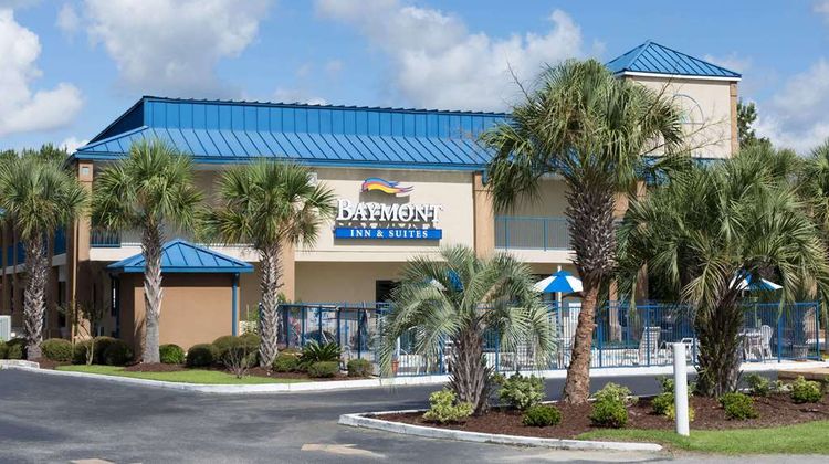 Baymont Inn & Suites Manning Exterior