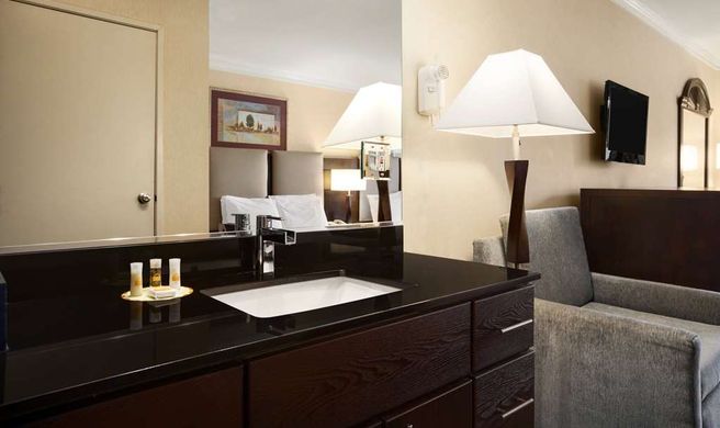 Days Inn Concord Room