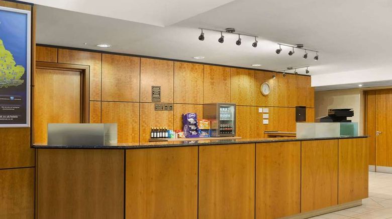 <b>Days Inn Stevenage North Lobby</b>. Images powered by <a href="https://iceportal.shijigroup.com/" title="IcePortal" target="_blank">IcePortal</a>.