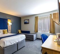 Days Inn Peterborough Room
