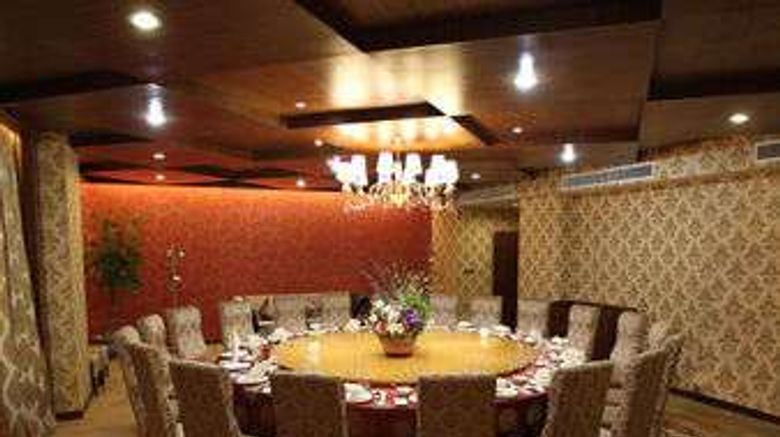 <b>Ramada Longyan Restaurant</b>. Images powered by <a href="https://iceportal.shijigroup.com/" title="IcePortal" target="_blank">IcePortal</a>.