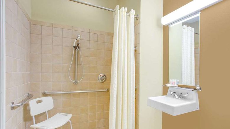 <b>Microtel Inn & Suites Harrisonburg Room</b>. Images powered by <a href="https://iceportal.shijigroup.com/" title="IcePortal" target="_blank">IcePortal</a>.