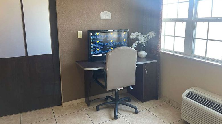 <b>Microtel Inn & Suites Harrisonburg Other</b>. Images powered by <a href="https://iceportal.shijigroup.com/" title="IcePortal" target="_blank">IcePortal</a>.