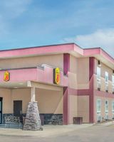 Super 8 Innisfail