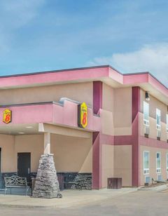Super 8 Innisfail