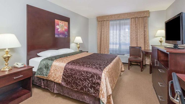 Super 8 Innisfail Room