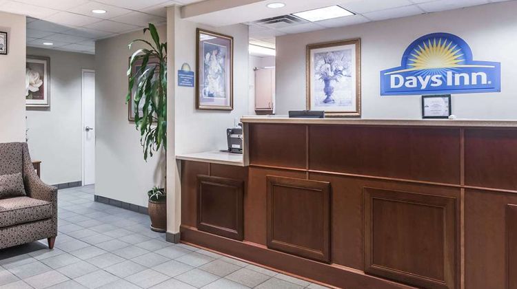Days Inn Chiefland Lobby