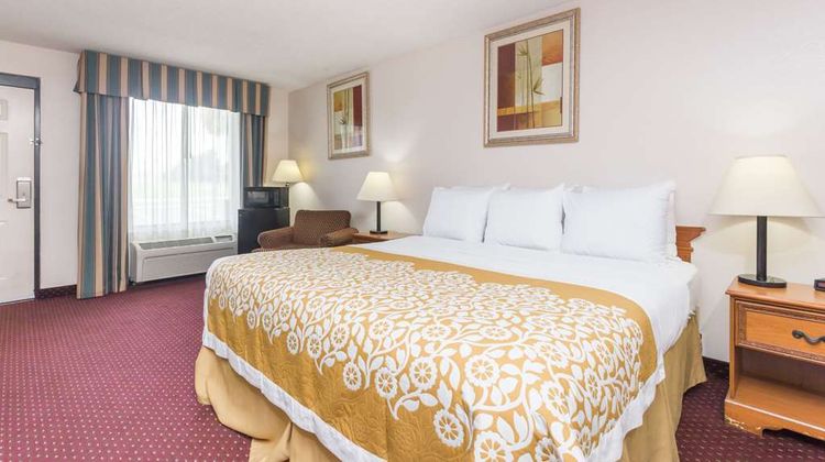 Days Inn Chiefland Room