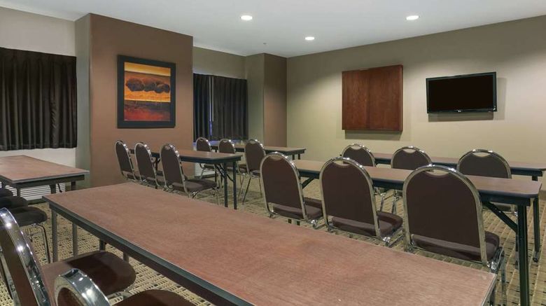 <b>Microtel Inn & Suites by Wyndham Minot Meeting</b>. Images powered by <a href="https://iceportal.shijigroup.com/" title="IcePortal" target="_blank">IcePortal</a>.