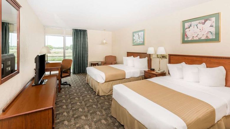 <b>Days Inn Grand Island I-80 Room</b>. Images powered by <a href="https://iceportal.shijigroup.com/" title="IcePortal" target="_blank">IcePortal</a>.