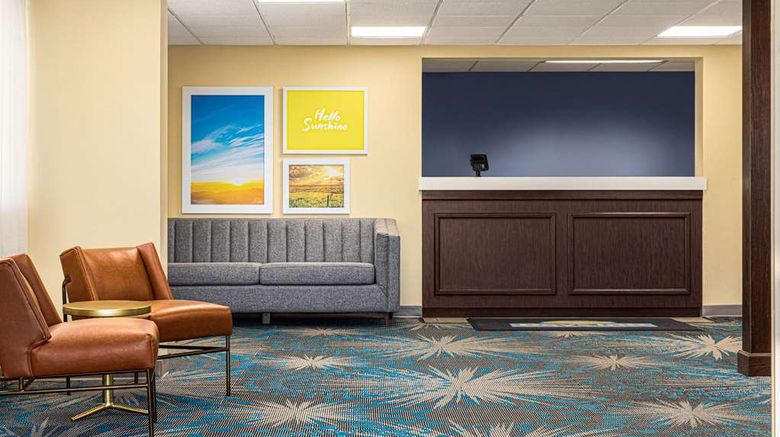 <b>Days Inn Grand Island I-80 Lobby</b>. Images powered by <a href="https://iceportal.shijigroup.com/" title="IcePortal" target="_blank">IcePortal</a>.