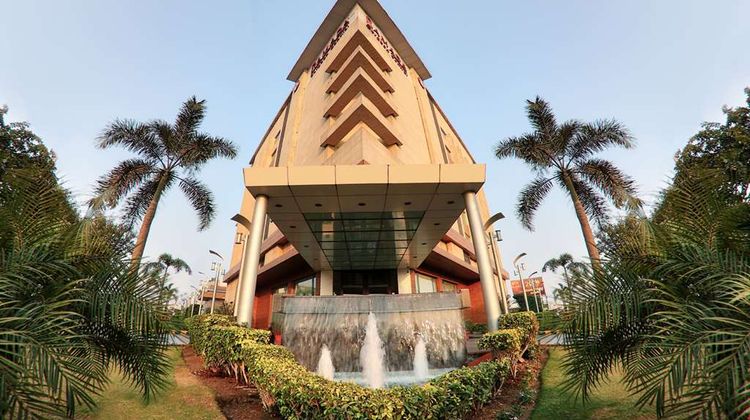 Ramada by Wyndham Gurgaon Central Exterior