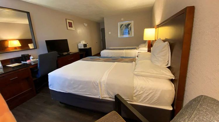 Travelodge Inn & Suites Albany Room