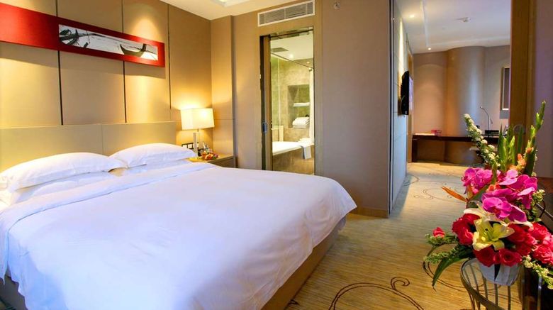 <b>Ramada Bell Tower Hotel, Xi'an Suite</b>. Images powered by <a href="https://iceportal.shijigroup.com/" title="IcePortal" target="_blank">IcePortal</a>.
