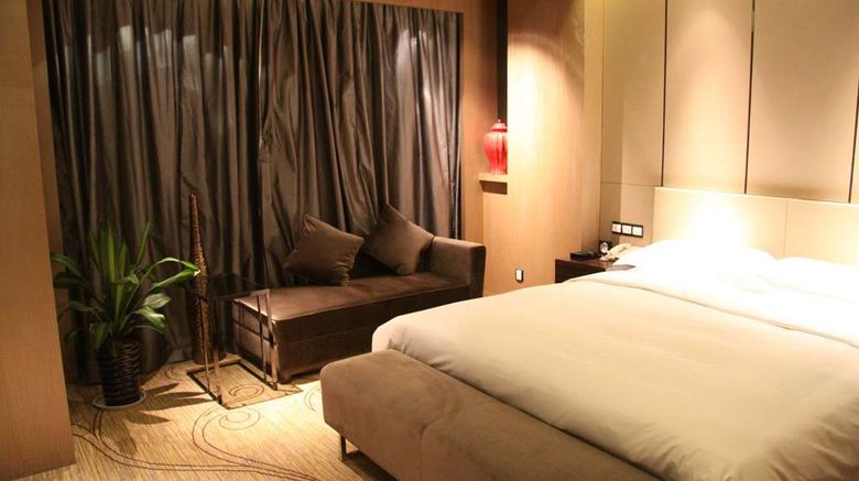 <b>Ramada Bell Tower Hotel, Xi'an Suite</b>. Images powered by <a href="https://iceportal.shijigroup.com/" title="IcePortal" target="_blank">IcePortal</a>.