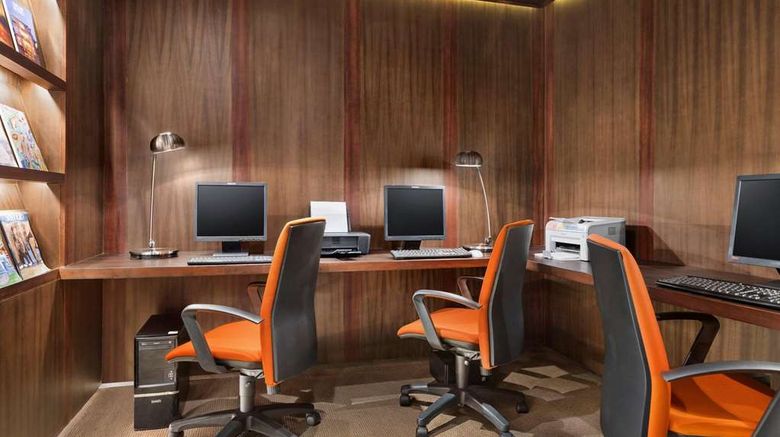 <b>Ramada Colombo Other</b>. Images powered by <a href="https://iceportal.shijigroup.com/" title="IcePortal" target="_blank">IcePortal</a>.