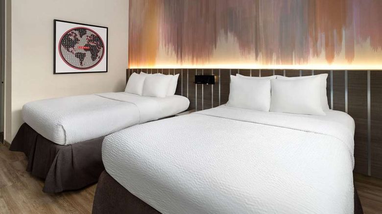 <b>Ramada Bronx Room</b>. Images powered by <a href="https://iceportal.shijigroup.com/" title="IcePortal" target="_blank">IcePortal</a>.