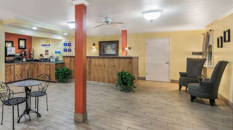 <b>Days Inn by Wyndham Natchitoches Lobby</b>. Images powered by <a href="https://iceportal.shijigroup.com/" title="IcePortal" target="_blank">IcePortal</a>.
