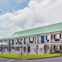 Days Inn by Wyndham Natchitoches
