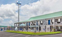 Days Inn by Wyndham Natchitoches