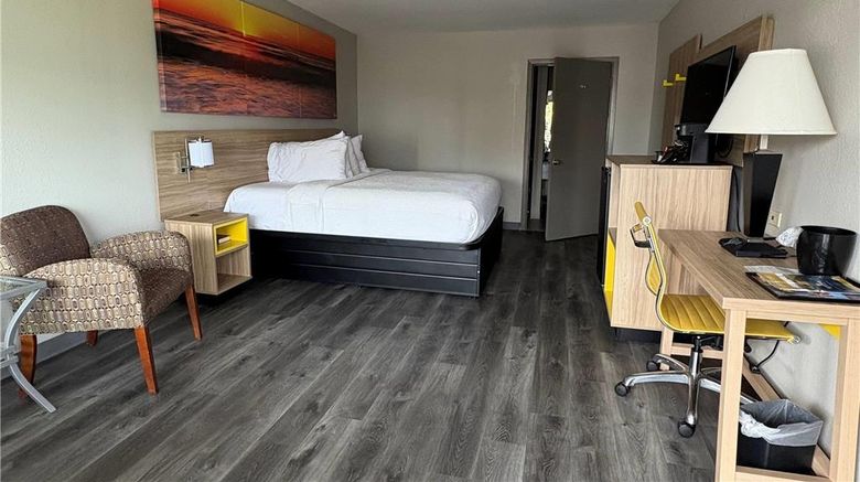 <b>Days Inn by Wyndham Natchitoches Room</b>. Images powered by <a href="https://iceportal.shijigroup.com/" title="IcePortal" target="_blank">IcePortal</a>.