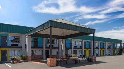 Days Inn by Wyndham Natchitoches