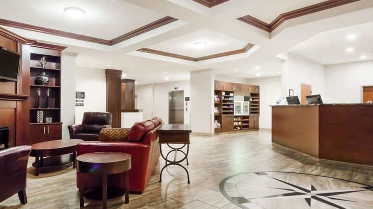 Ramada Creston Hotel Lobby