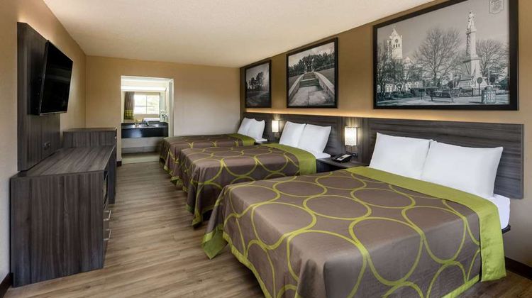 Super 8 by Wyndham McDonough GA Room
